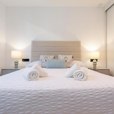 Malagueta Beach Front Luxury Apartment By Rent Me Málaga Extérieur photo