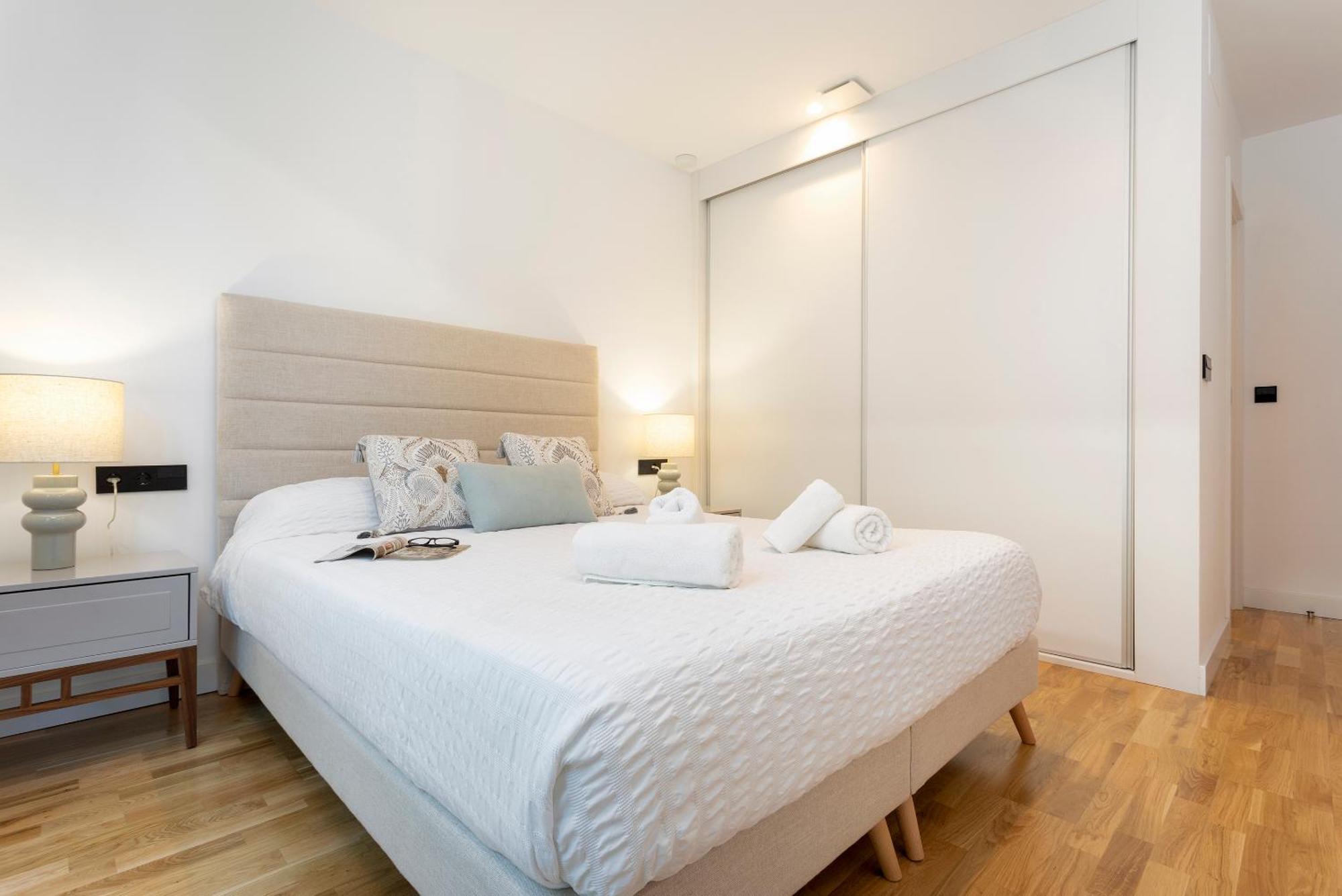 Malagueta Beach Front Luxury Apartment By Rent Me Málaga Extérieur photo